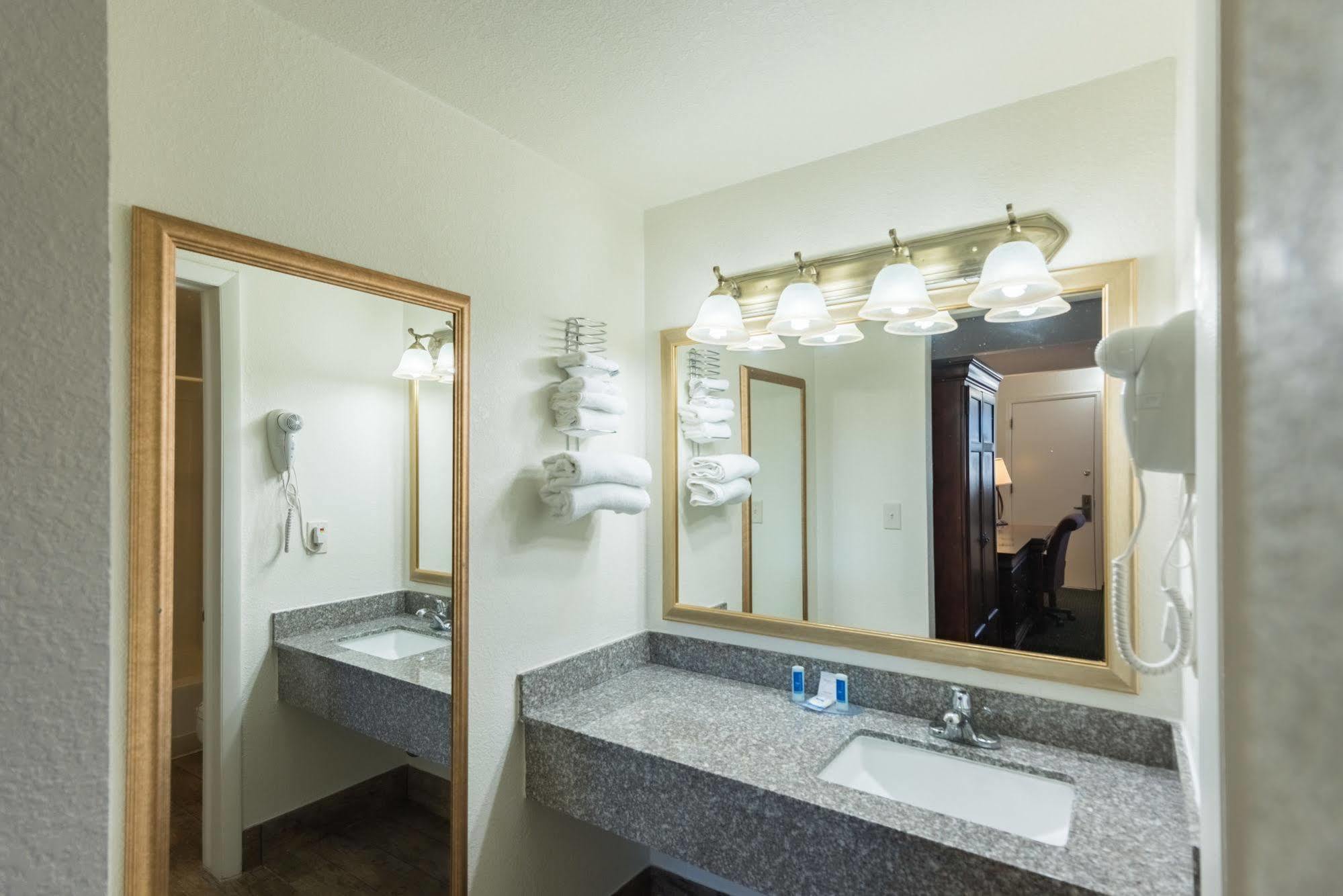 1St Interstate Inn Montrose Zewnętrze zdjęcie