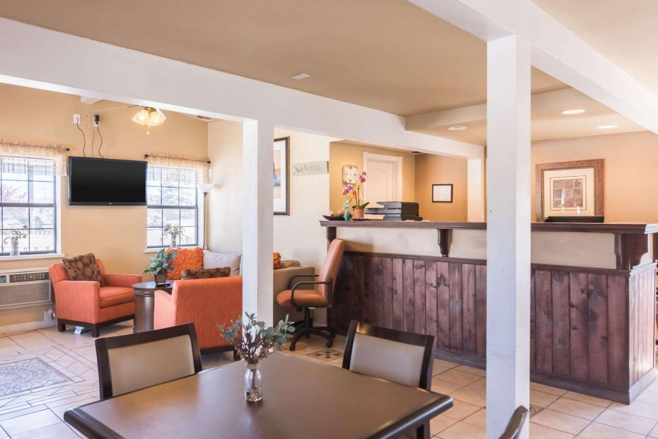 1St Interstate Inn Montrose Zewnętrze zdjęcie